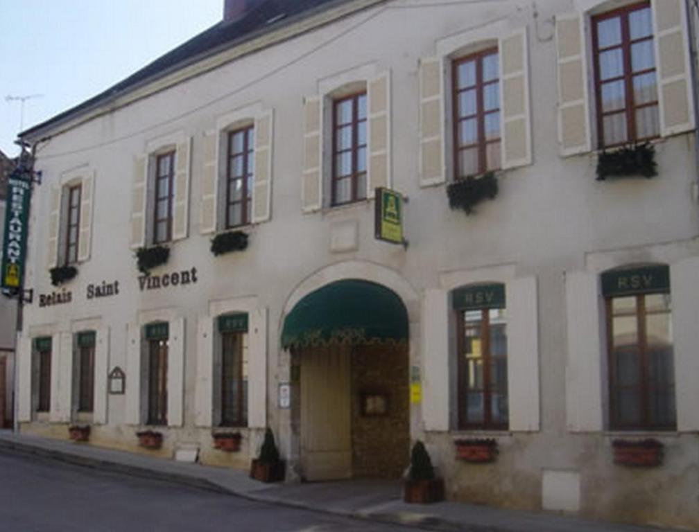 Hôtel Le Relais Saint Vincent à Ligny-le-Châtel Extérieur photo